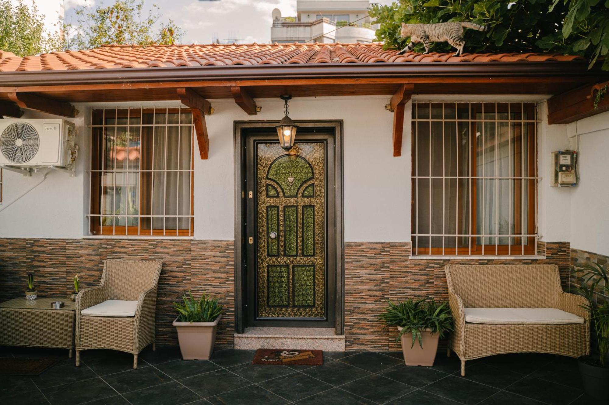 Peaceful Villa In New Bazaar Tirana Exterior foto